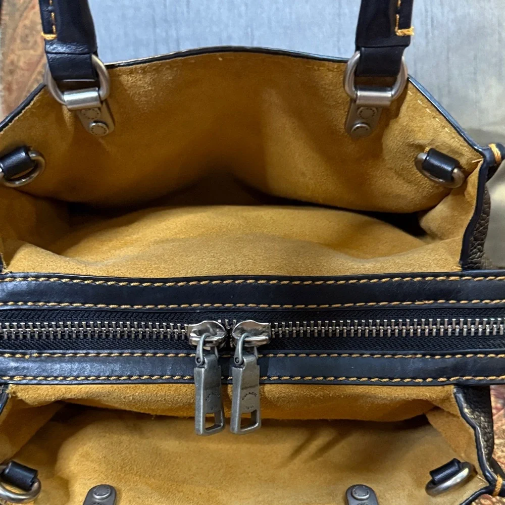 Coach Rogue 25 with Beatnik Rivets - Picture 15 of 16